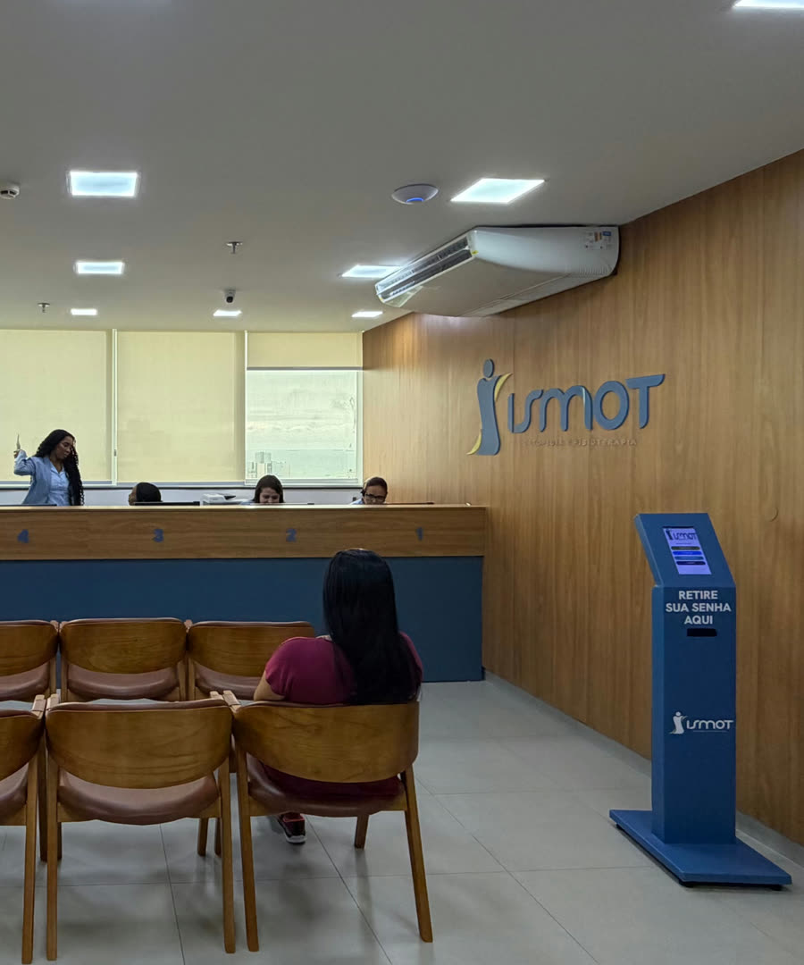Recepção da Clínica Ismot, obra da Simo Engenharia