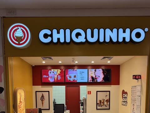 Fachada da loja Chiquinho, obra da Simo Engenharia