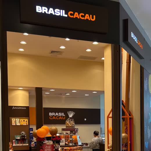 Loja Brasil Cacau no Shopping Moxuara, obra da Simo Engenharia