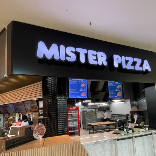 Mister Pizza no Shopping Vitória, obra da Simo Engenharia