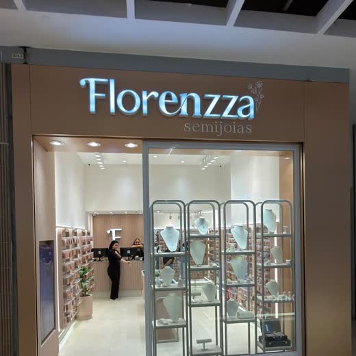 Loja Florenzza no Shopping Moxuara, obra da Simo Engenharia